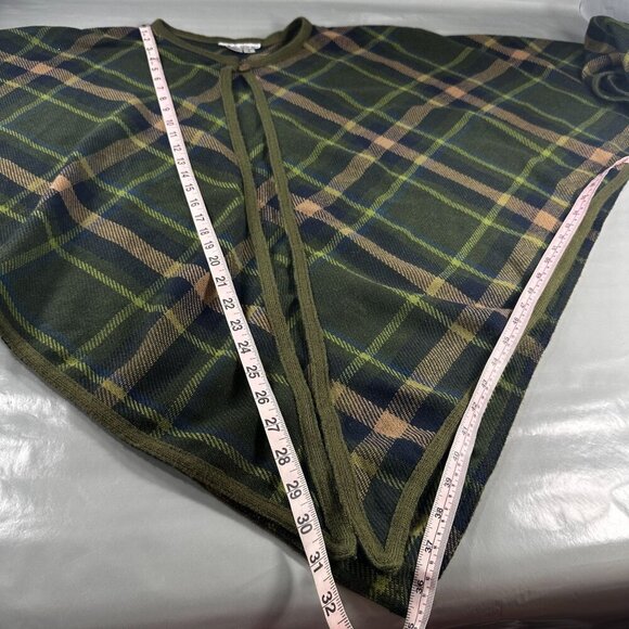 IKC Country Wear Cape Womens Italian Yarn Shawl Sweater Windowpane Plaid V Neck - Picture 11 of 13